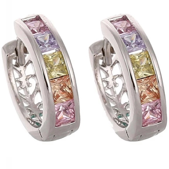 NEW!💙💎🌈PASTEL RAINBOW COLORS🌈💎💙SILVERY HOOPS - Picture 2 of 7